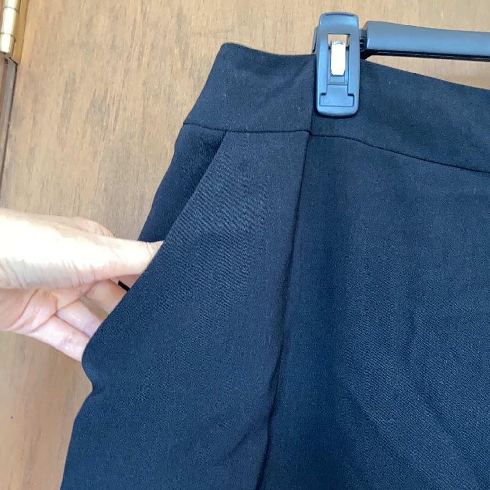 Vintage black office lined skirt w pockets - Picture 8 of 15